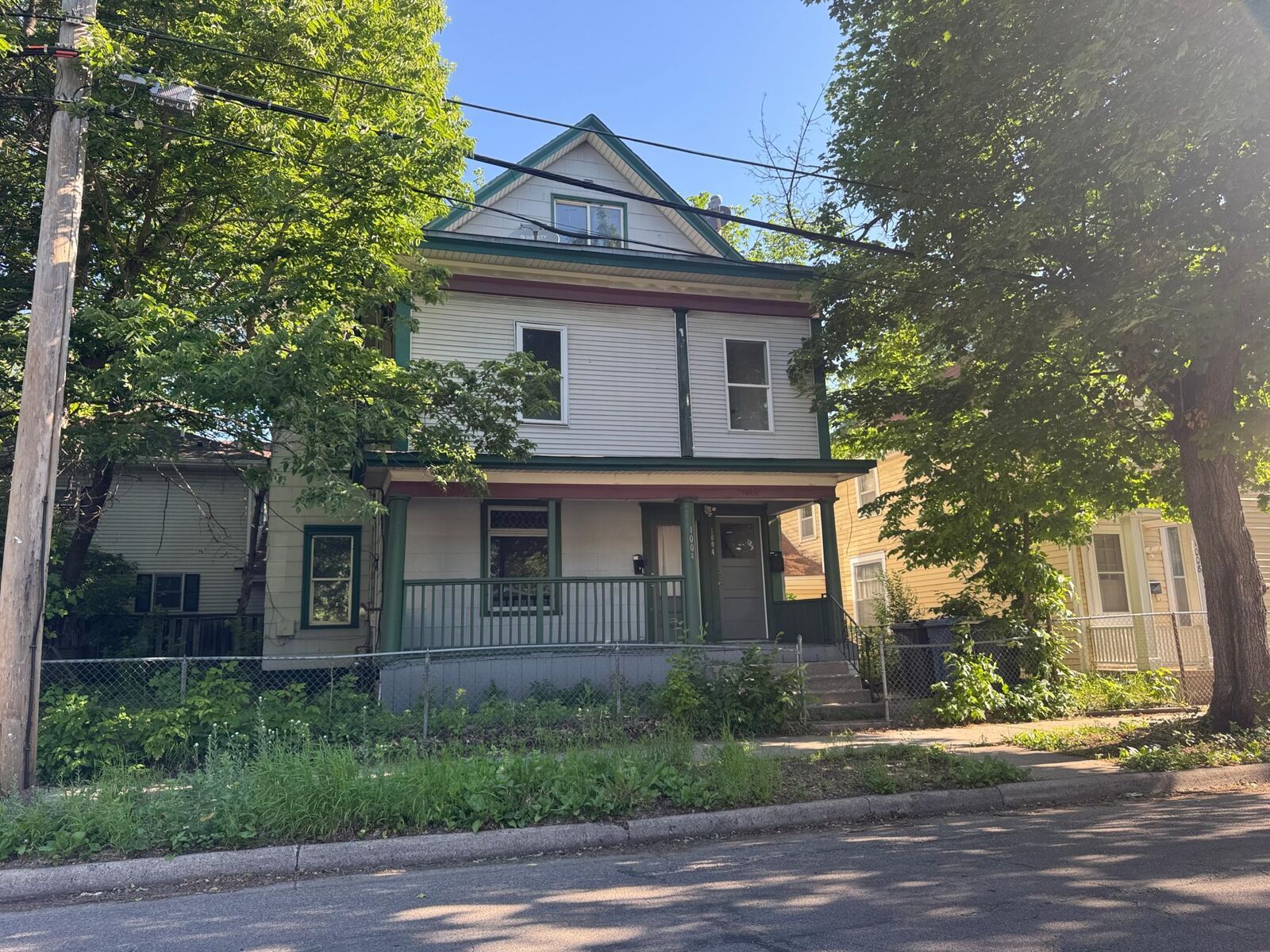 Property Photo: 1004 E 22nd Street MN 55404