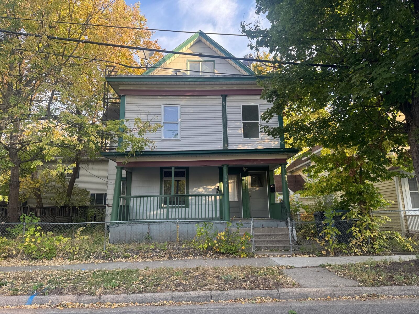Property Photo:  1004 E 22nd Street  MN 55404 