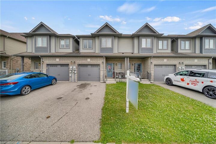 Property Photo: 1450 Caen Avenue ON N4T 0J7