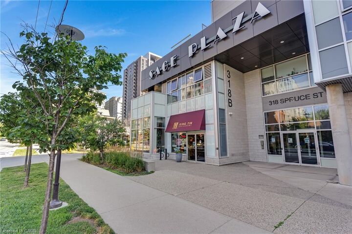 Property Photo:  318 Spruce Street 210  ON N2L 0E9 