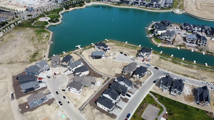 Property Photo:  501 Marina Grove SE  AB T3M 4E6 