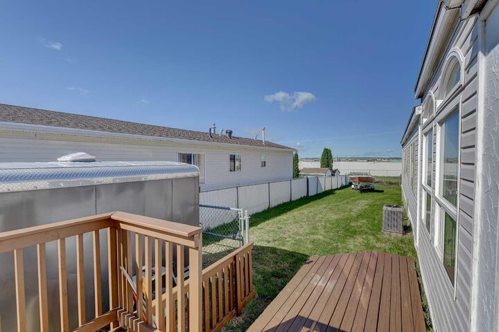 Property Photo:  12128 98 Street  AB T8V 7J2 