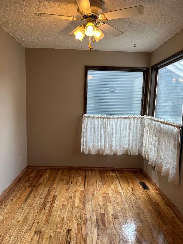 Property Photo:  7826 Ranchview Drive NW  AB T3G 1X8 