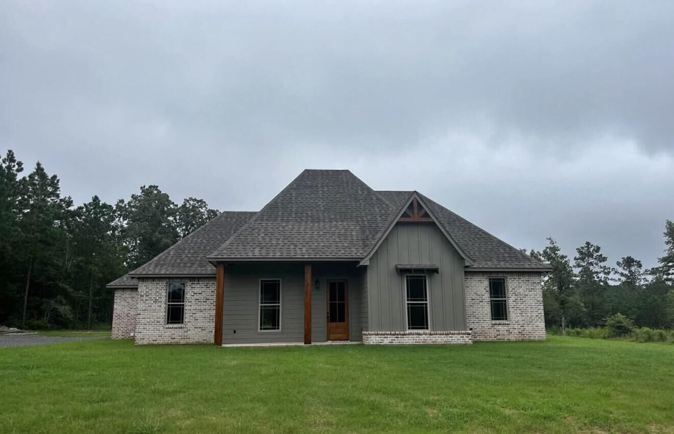 Property Photo: 656 Lions Camp LA 71403