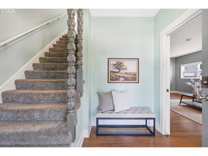 Property Photo:  1326 NE 73rd Ave  OR 97213 