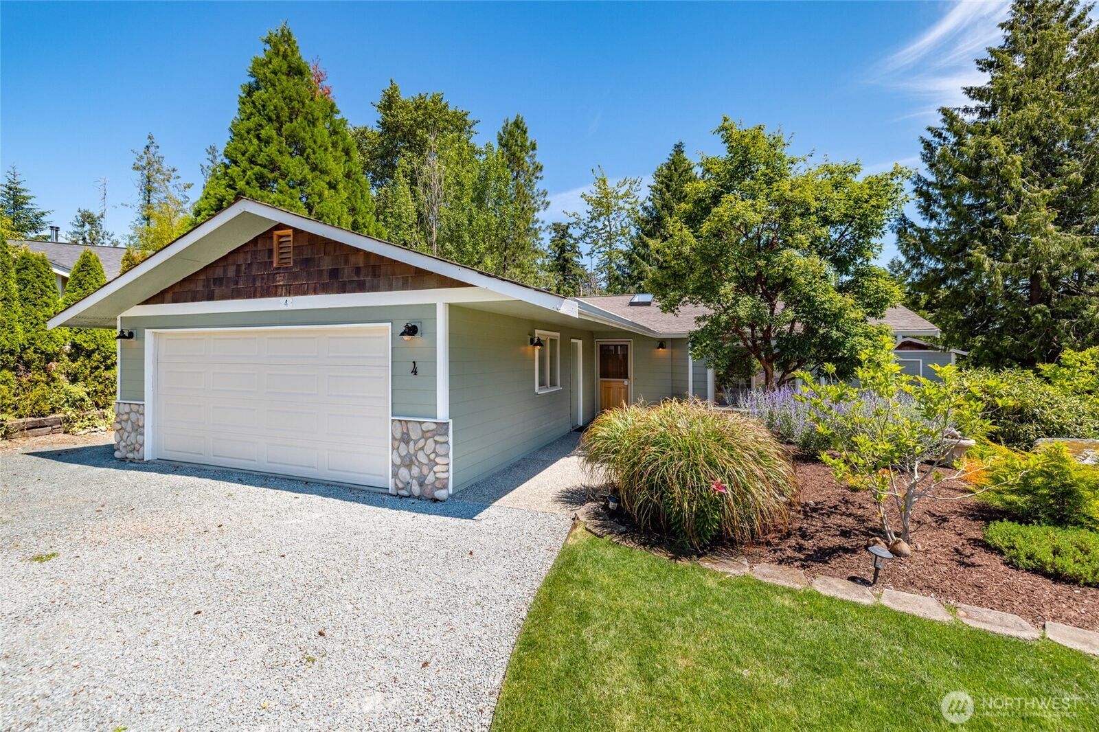 Property Photo:  4  Quinault Way  WA 98257 