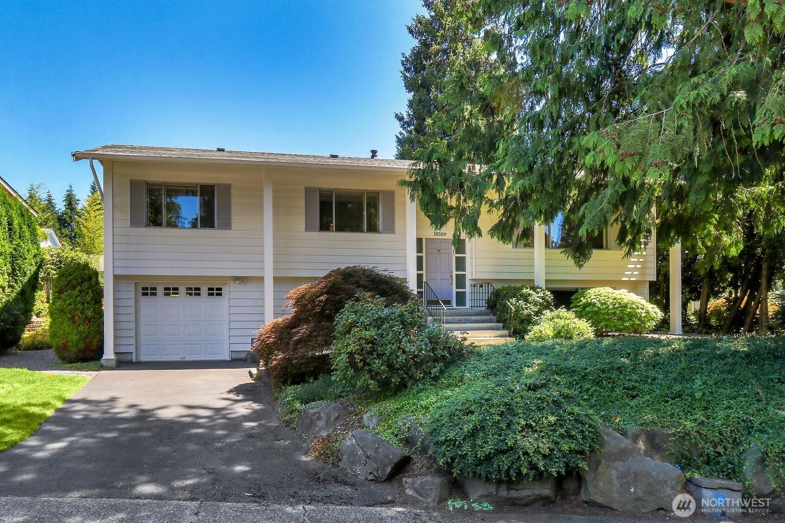 Property Photo:  18509  43rd Place W  WA 98037 