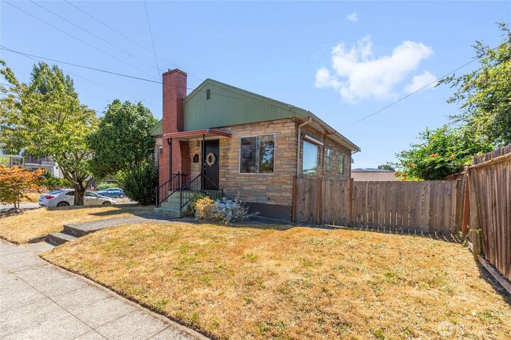 Property Photo:  1403 NW 59th Street  WA 98107 