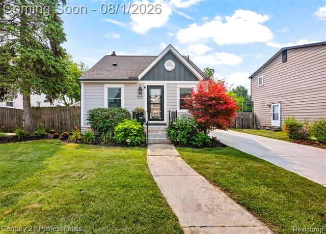 Property Photo: 717 Cherry Avenue MI 48073