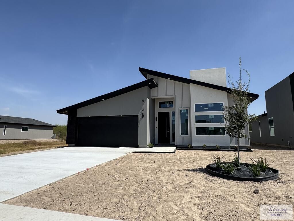 Property Photo:  312 Liberty Cir  TX 78586 