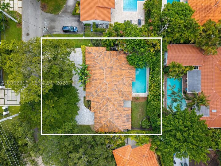 Property Photo: 548 Vilabella Ave FL 33146