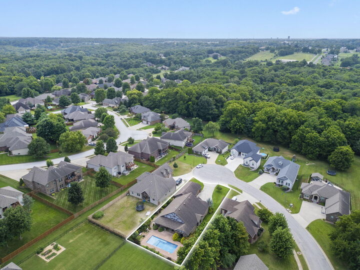 Property Photo: 4418 E Kanata Court MO 65802