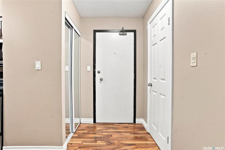 Property Photo: 104 104th Street W 8 SK S7N 1M8