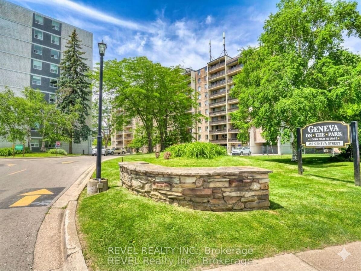 Property Photo:  359 Geneva Street S 407  ON L2N 2G5 