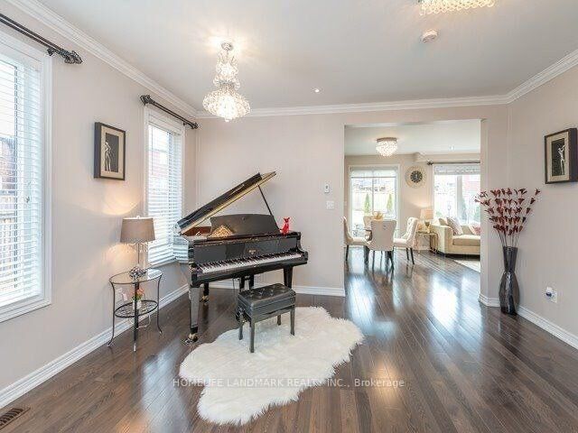 Property Photo: 98 Stoyell Drive ON L4E 0M8