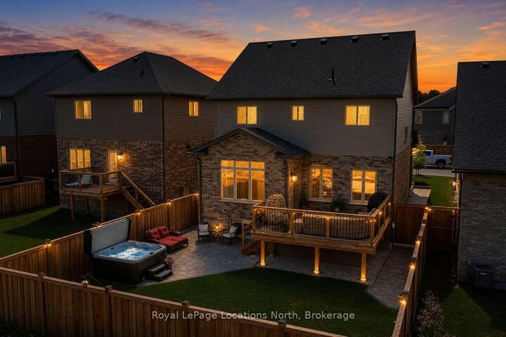 Property Photo: 25 Maidens Crescent ON L9Y 3B7