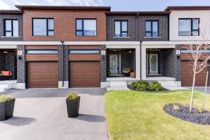 18 Oak Forest Common 8B — photo 1