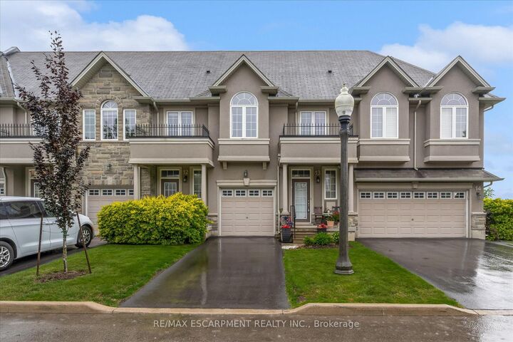370 Stonehenge Drive 13 — photo 1
