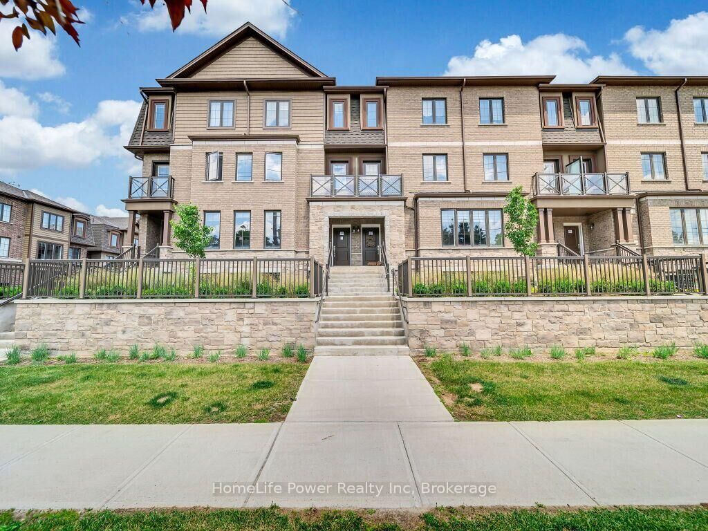 Property Photo:  445 Ontario Street S 89  ON L9T 9K4 