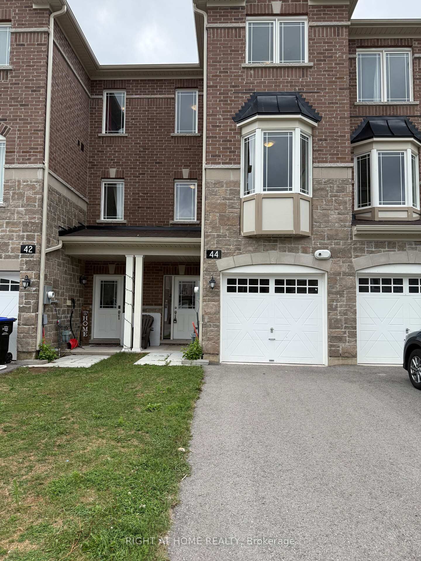 Property Photo:  44 Milson Crescent  ON N1C 1G8 