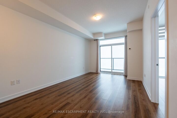Property Photo: 450 Dundas Street E 801 ON L8B 1Z2