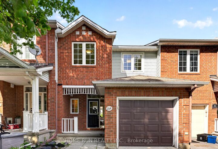 164 Gray Crescent — photo 1