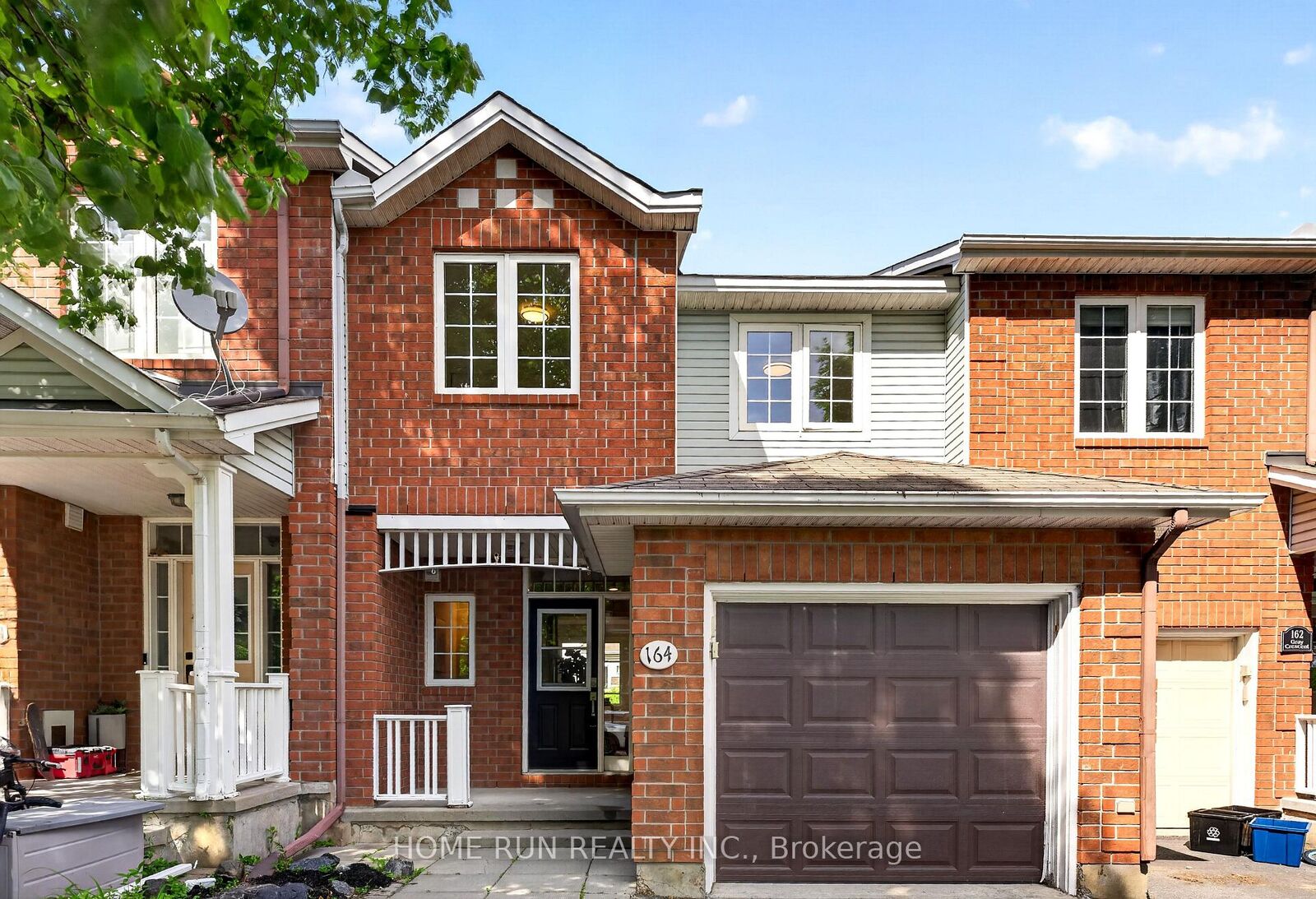 Property Photo: 164 Gray Crescent ON K2K 3L9