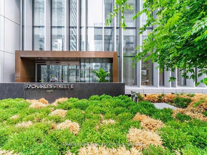 Photo de la propriété: 50 Charles Street E 3206 ON M4Y 0C3