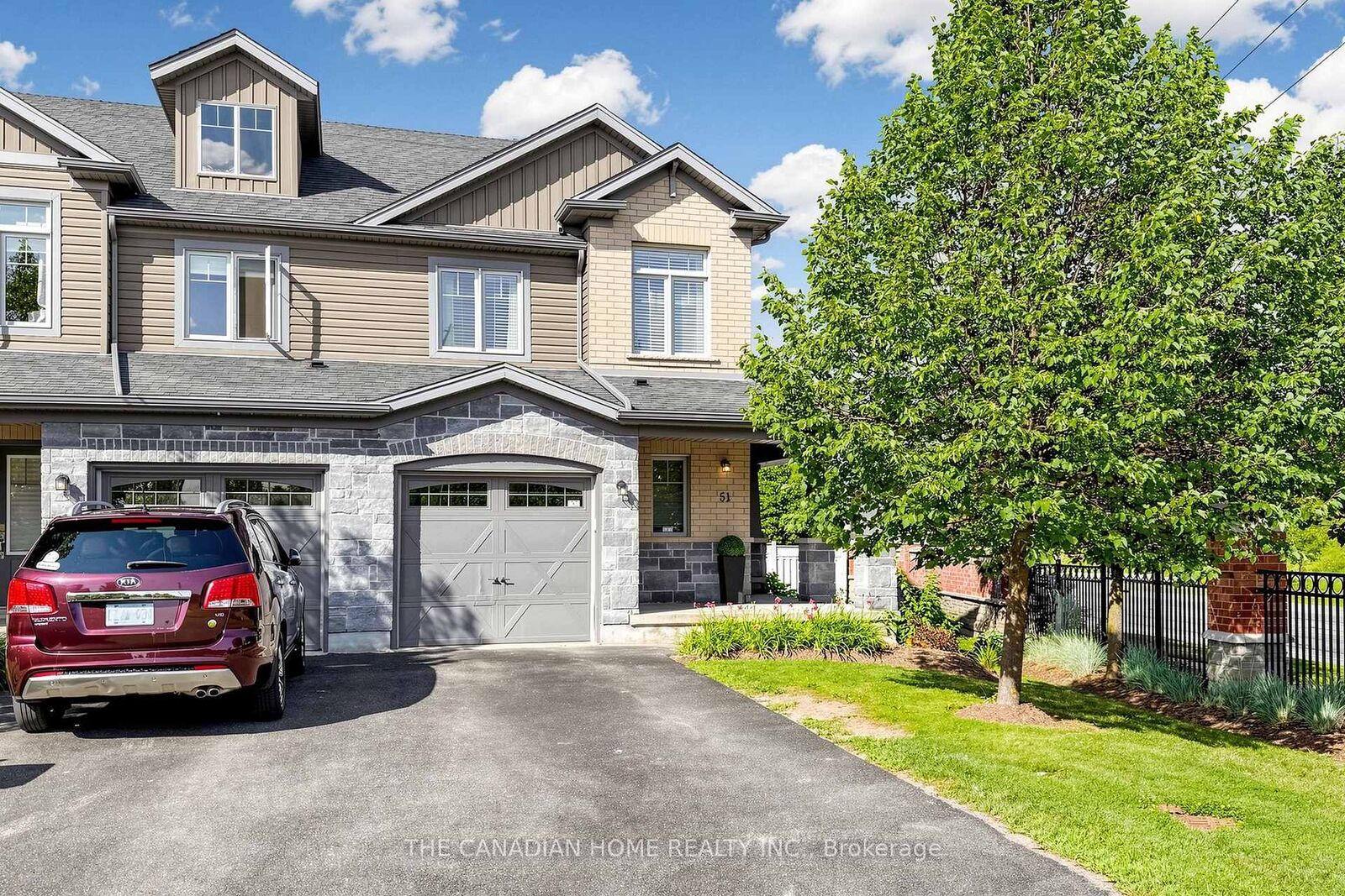 Property Photo: 51 Arlington Crescent ON N1L 0K9