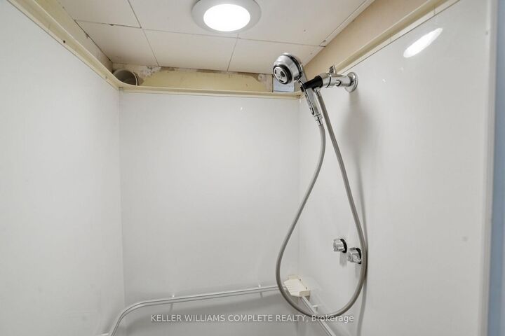 Property Photo:  7 West 1st Street  ON L9C 3B5 