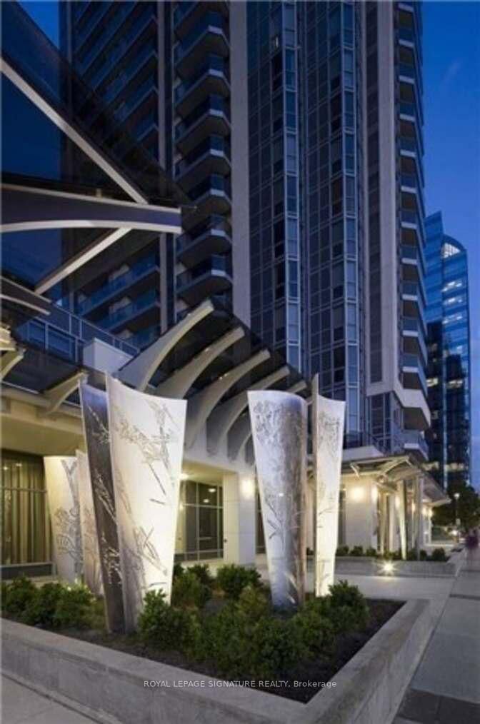 Property Photo: 5793 Yonge Street 705 ON M2M 0A9