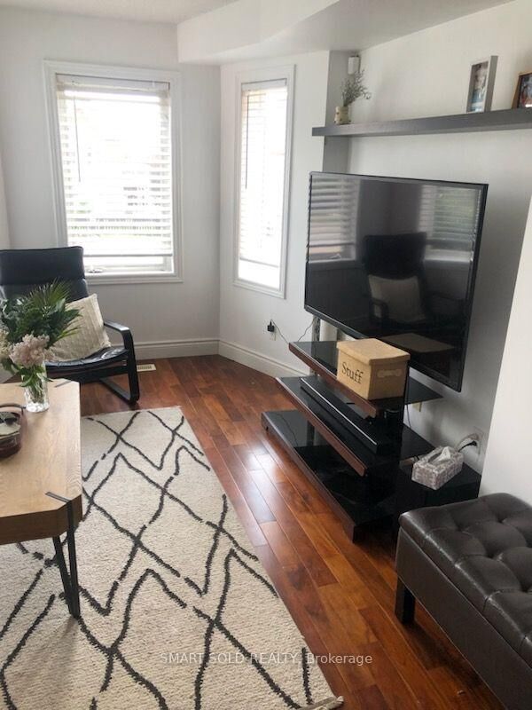 Property Photo: 1751 Lampman Avenue 45 ON L7L 6W3
