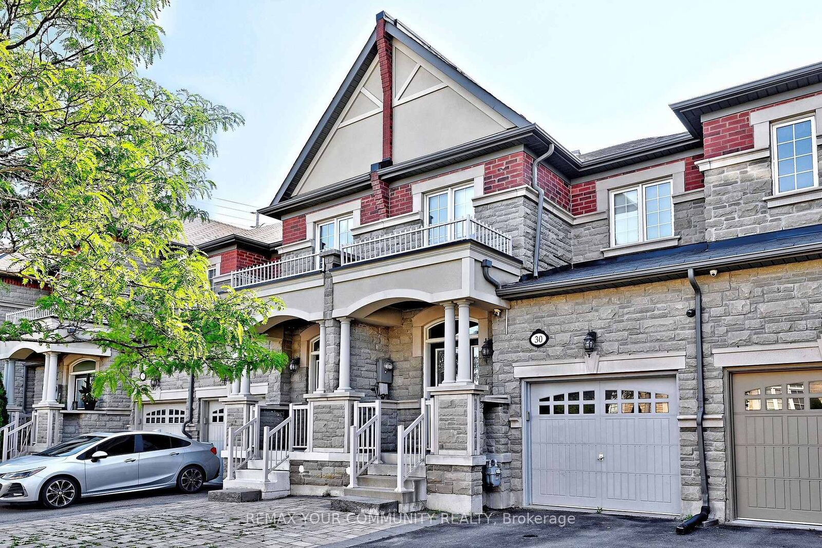 Property Photo: 30 Spruce Pine Crescent ON L6A 4T3