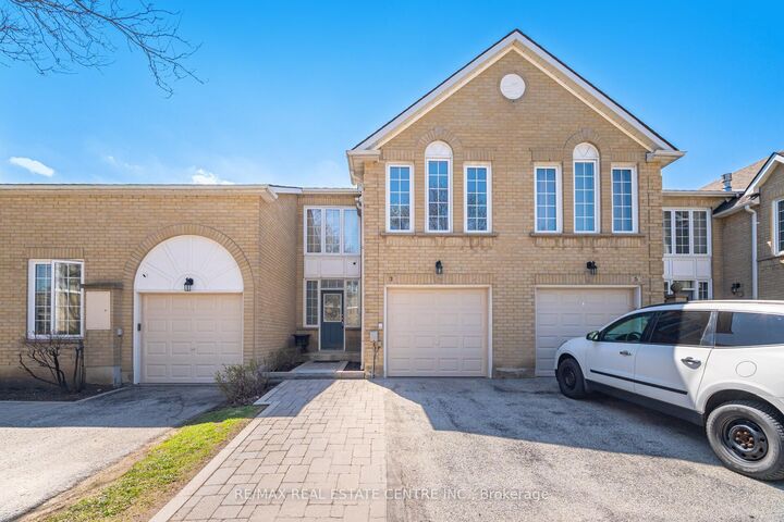 3 Hartnell Square 2 — photo 1