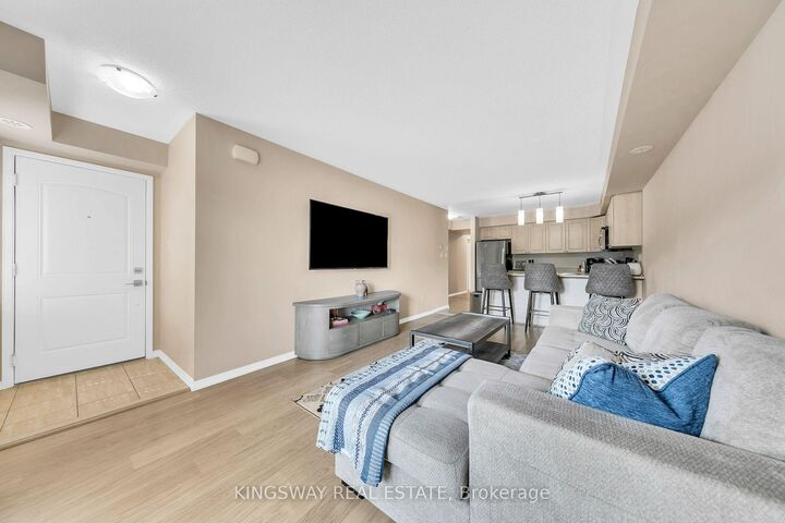 Property Photo: 2557 Sixth Line W 6 ON L6H 0H7