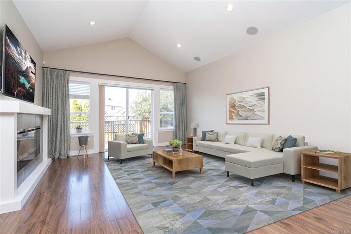 Property Photo: 1186 Sikorsky Rd BC V9B 0M7