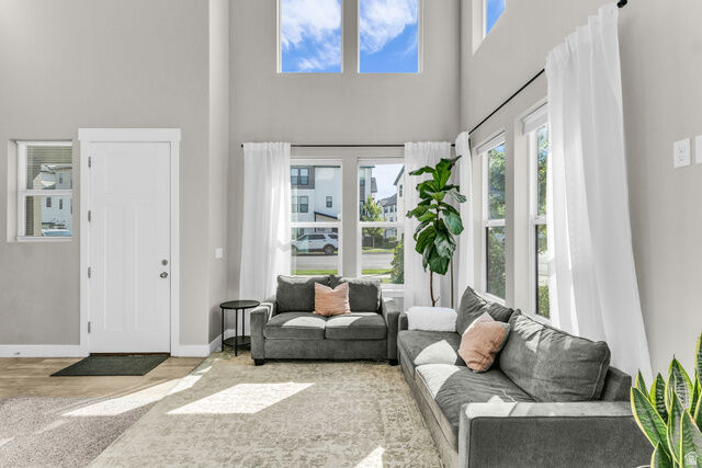 Property Photo: 1607 N 1300 E UT 84651