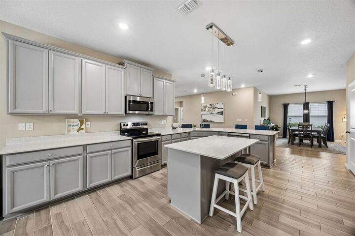 Property Photo:  85189 Fall River Parkway  FL 32034 