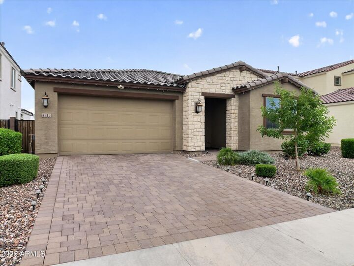 Property Photo: 5414 W Notch Hill Road AZ 85339