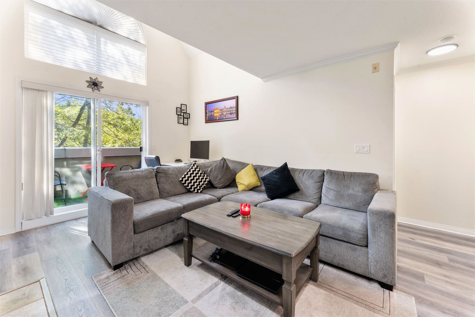 Property Photo: 12155 75A Avenue 406 BC V3W 1B9