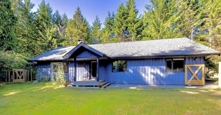 Property Photo: 1302 Adams Road BC V0N 1G2