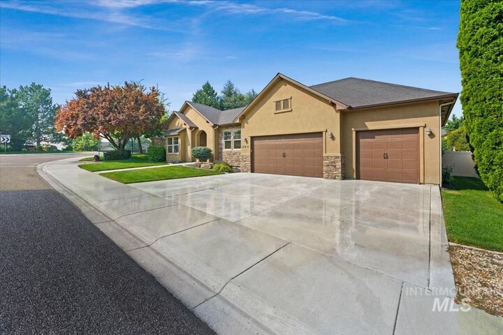 Property Photo:  15531 Sequoia Grove Way  ID 83607 