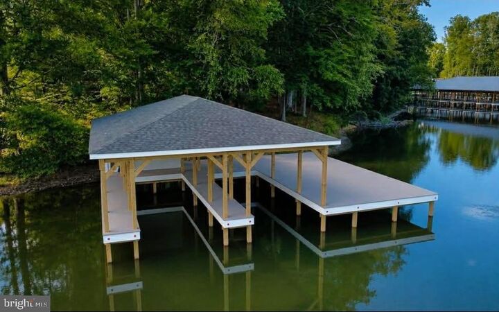 Property Photo:  58 Compass Cove  VA 23117 