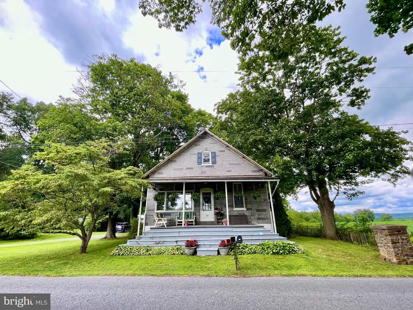 Property Photo:  185 Stitzer  PA 19547 