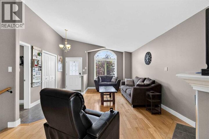 Property Photo: 443 Pacific Crescent AB T9K 0E4