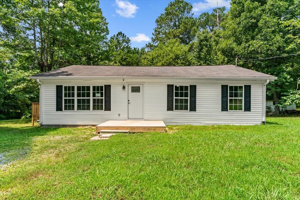 Property Photo: 155 Red Road GA 30705