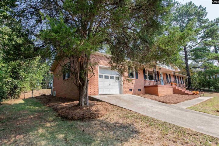 Property Photo:  405 Grenadier  SC 29209 