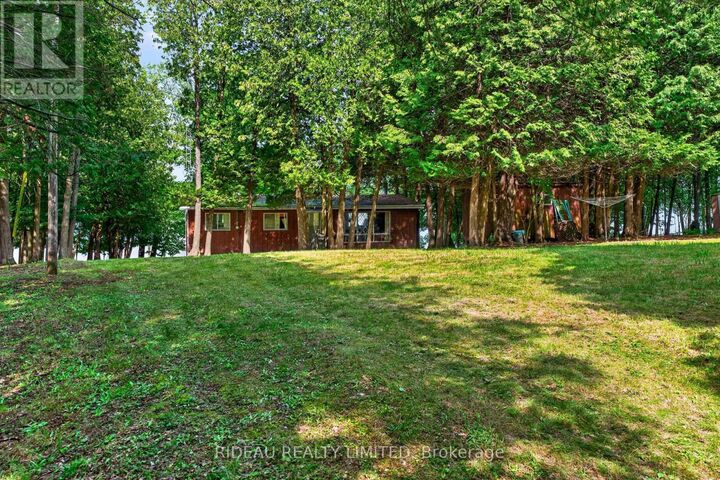 Property Photo: 279 Barklow Lane ON K7H 3C5