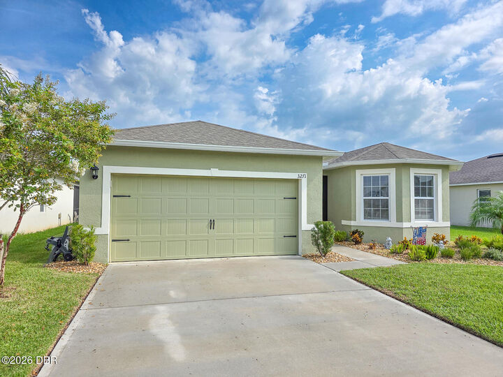 Property Photo: 3271 Carpentaria Drive FL 32168