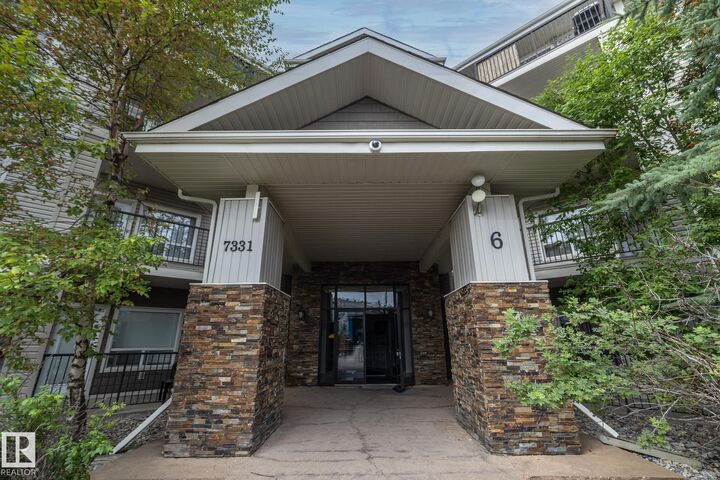 Property Photo: 7331 South Terwillegar Drive NW 6201 AB T6R 0L9